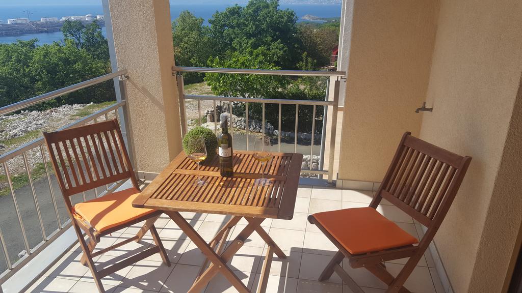 Guest House Suzana Omišalj Kültér fotó